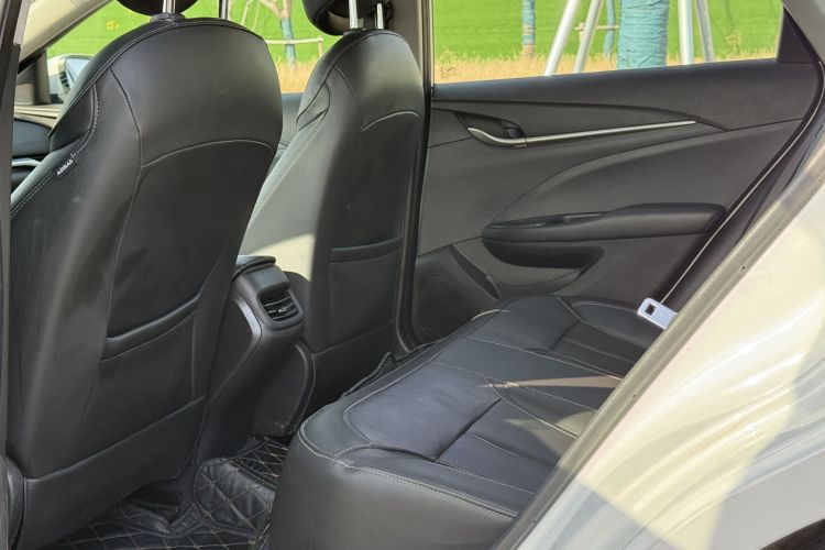 别克 英朗 2019款 18T 自动互联精英型 国VI中控内饰7005