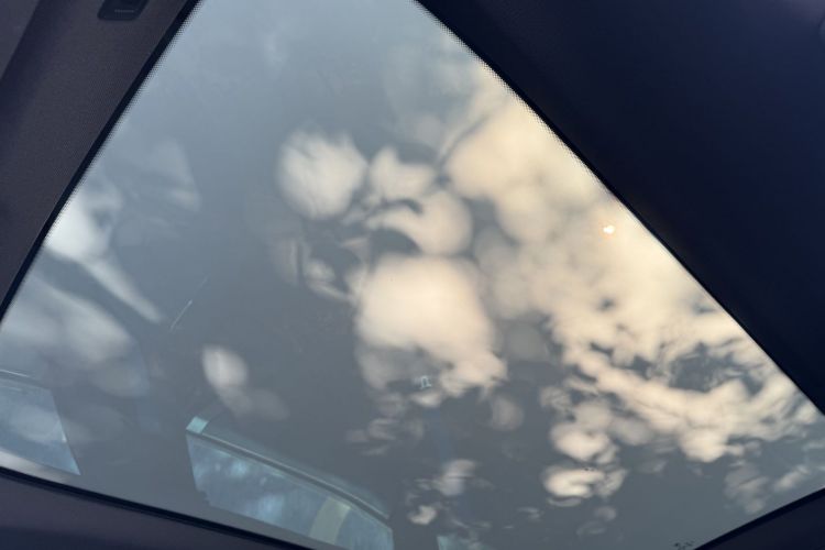 宝马iX 2022款 M60局部细节9007