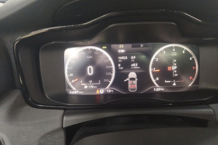 领克02 2019款 高能版 2.0T 自动两驱耀Pro版 国VI中控内饰15