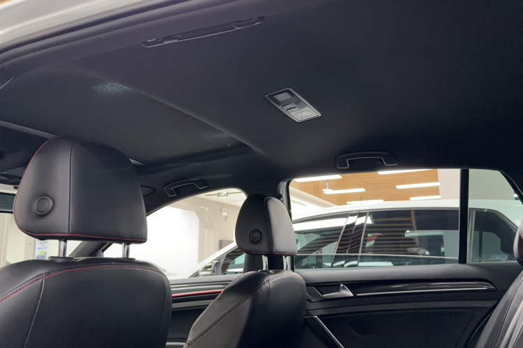 大众 高尔夫GTI 2016款 2.0TSI GTI局部细节22