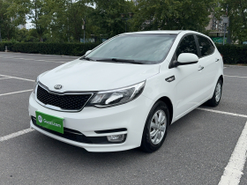 起亚K2 2015款 两厢 1.4L AT GLS炫酷版