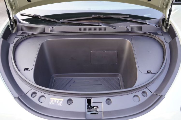 吉利银河 星愿 2025款 UP 410km 探索+版中控内饰7007