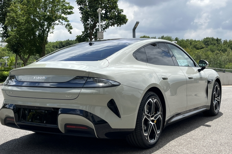 小米汽车 小米SU7 2024款 后驱超长续航高阶智驾Pro版车身外观6003