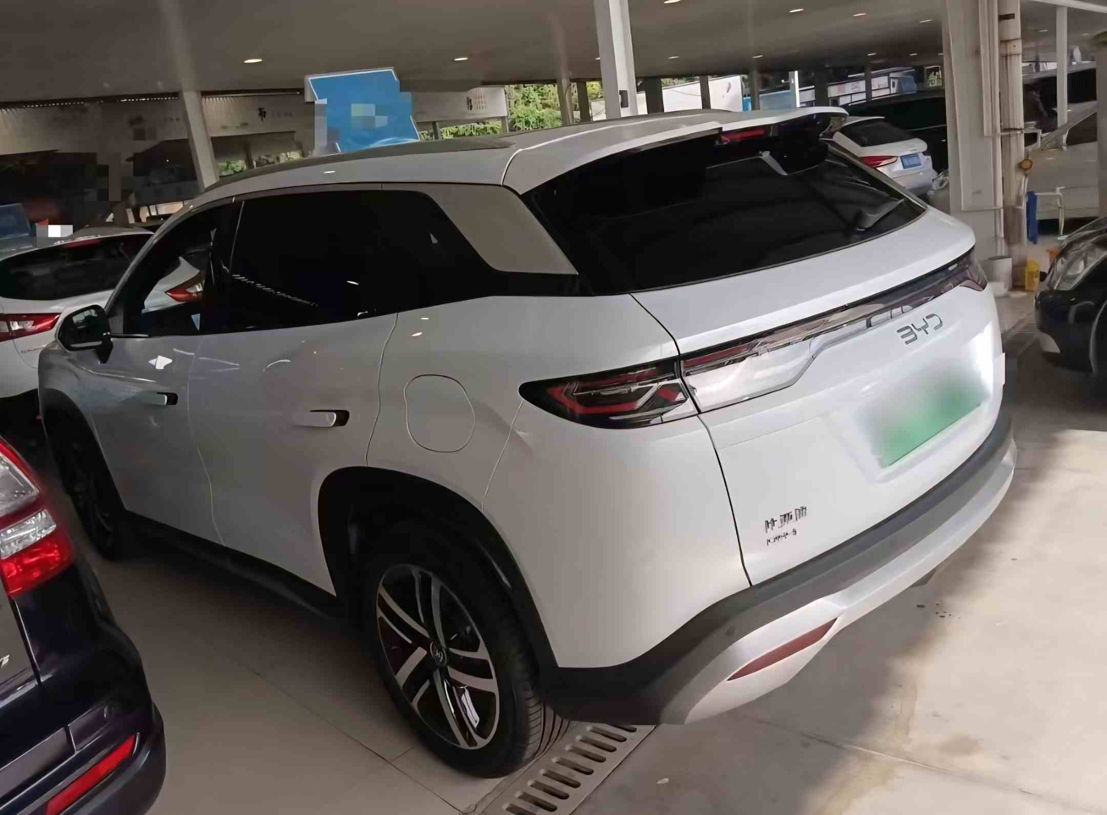 比亚迪 宋L DM-i 2024款 112km 超越型(4)