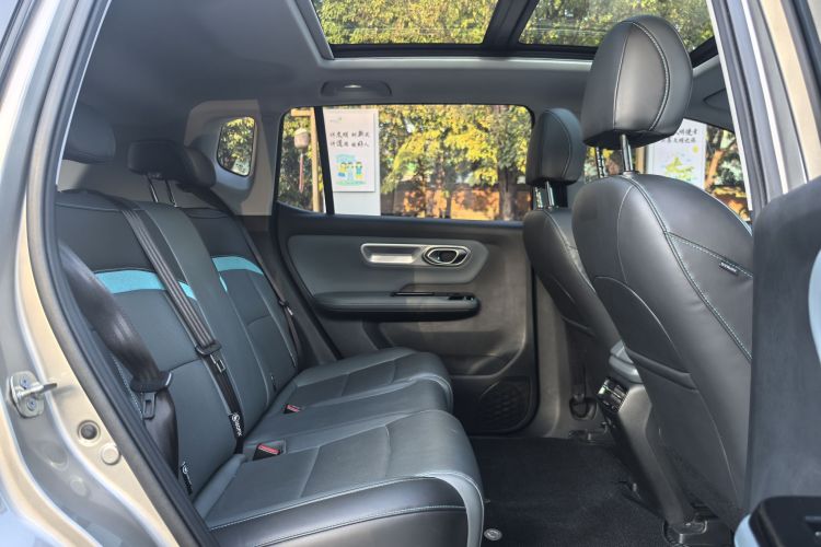 埃安 AION Y 2023款 Plus 510 智领版中控内饰7002