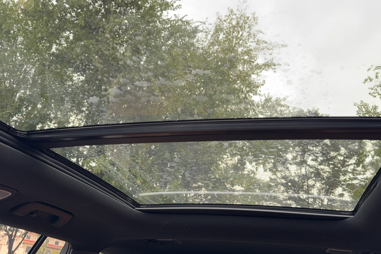 理想汽车 理想ONE 2020款 增程6座版局部细节22