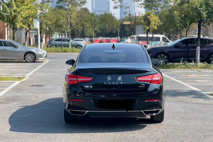 红旗H5 2020款 1.8T 自动智联旗韵版车身外观6003
