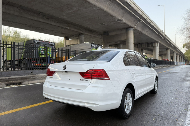 大众 桑塔纳 2019款 1.5L 手动风尚版 国VI车身外观6007