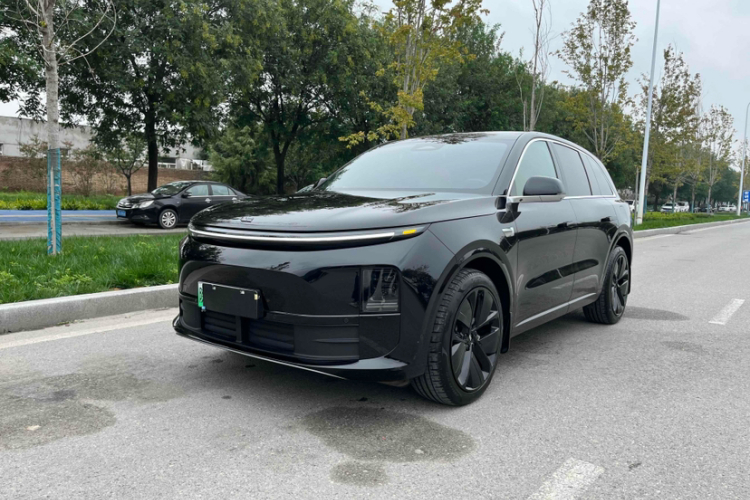 理想汽车 理想L6 2024款 Pro车身外观1