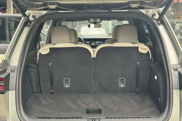 理想汽车 理想ONE 2020款 增程6座版局部细节23