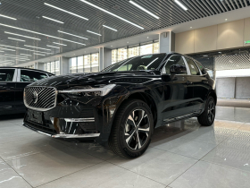 沃尔沃XC60 2026款 B5 四驱智逸豪华版