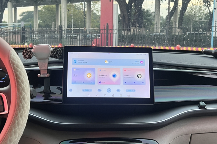 比亚迪 秦PLUS 2023款 冠军版 DM-i 55KM超越型中控内饰7002