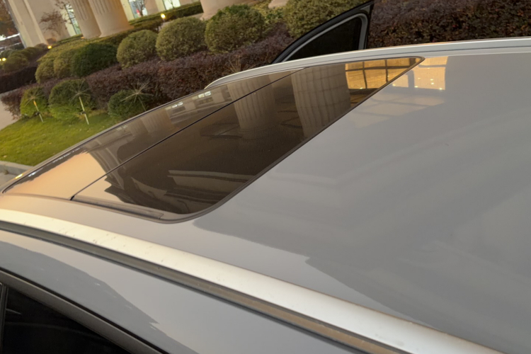 领克06 EM-P 2022款 PHEV 84KM续航版 Pro中控内饰7003