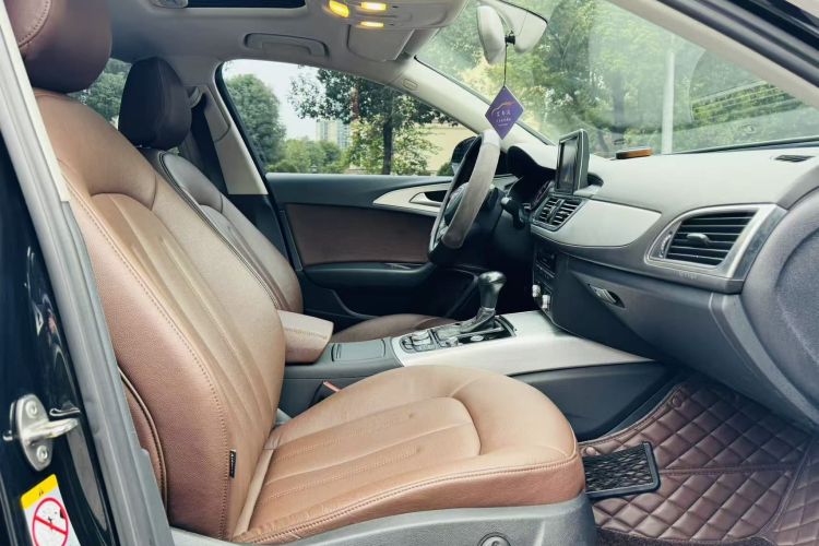 奥迪A6L 2014款 TFSI 舒适型中控内饰7003