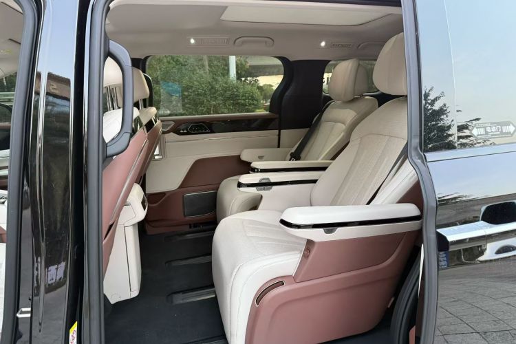 比亚迪 夏 2025款 DM-i 1.5T 180km 超越型中控内饰7001