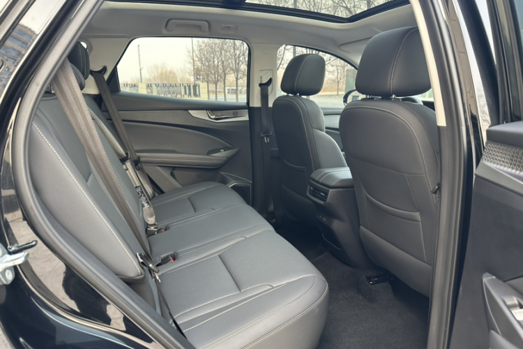 凯翼昆仑新能源 2024款 昆仑iHD 150km星空行政版中控内饰7003