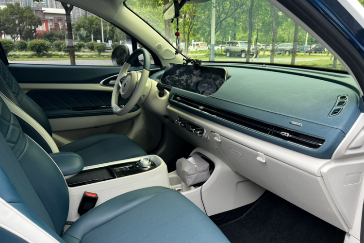 欧拉好猫 2021款 400km标准续航 维纳斯版 三元锂中控内饰7008