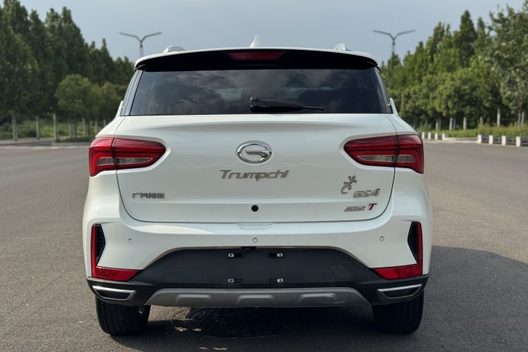 广汽传祺 传祺GS4 2018款 235T 自动两驱至尊版车身外观6007