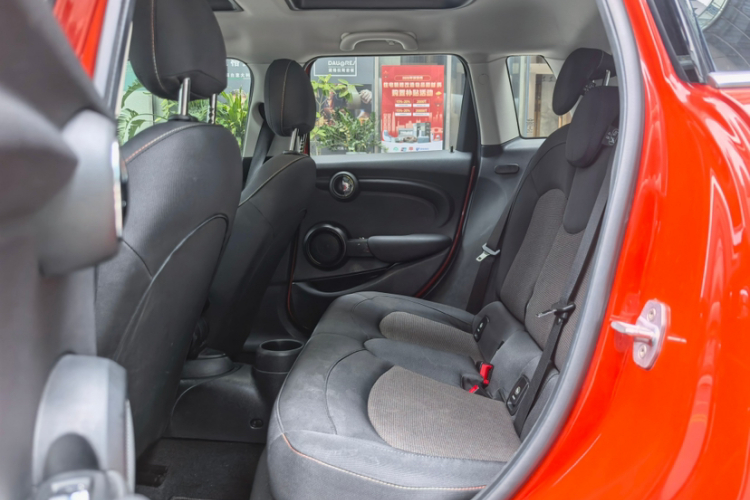 MINI 2019款 1.5T ONE 五门版中控内饰7013