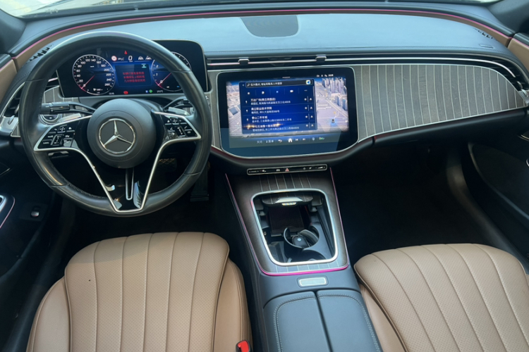 奔驰E级 2024款 E 300 L 时尚型中控内饰7001