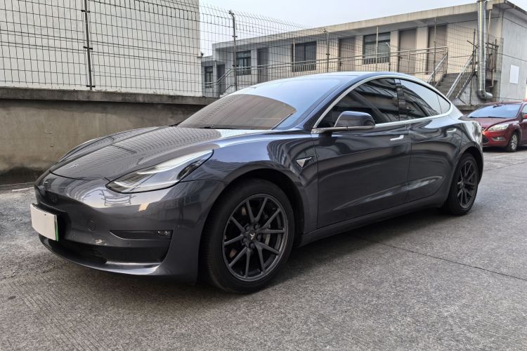 特斯拉 Model 3 2020款 改款 长续航后轮驱动版车身外观1