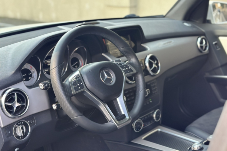 奔驰GLK级 2014款 GLK 200 标准型中控内饰7006