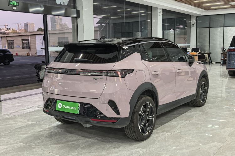 领克06 EM-P 2023款 EM-P 126长续航Halo车身外观6002