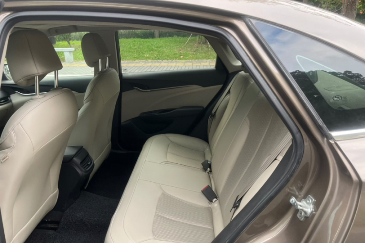 别克 英朗 2016款 18T 双离合精英型中控内饰7003