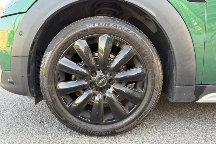 MINI Countryman 2021款 1.5T COOPER 鉴赏家车身外观6004