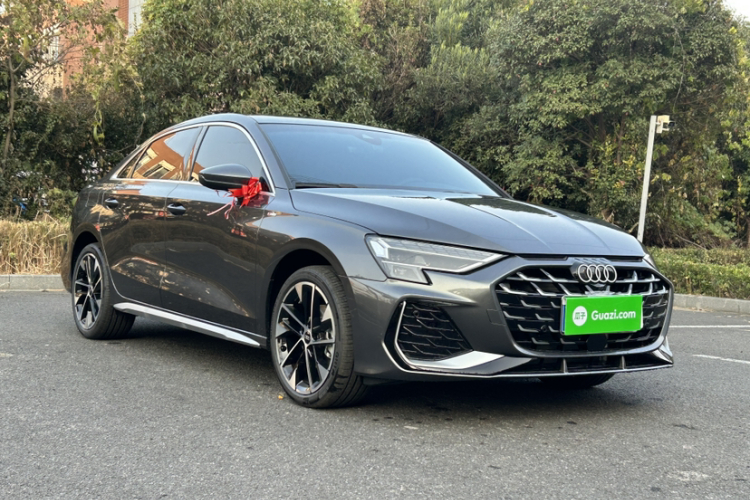 奥迪A3 2026款 A3L Limousine 35TFSI 飞驰尊享型车身外观6008