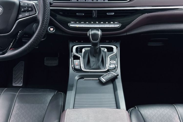 广汽传祺 传祺M6 2021款 PRO 270T DCT豪华版中控内饰7005