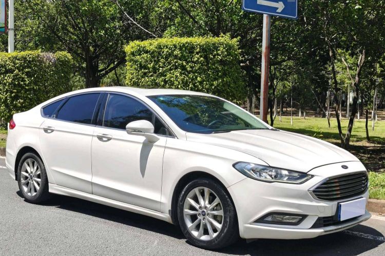 福特 蒙迪欧 2017款 EcoBoost 180 时尚型车身外观6004