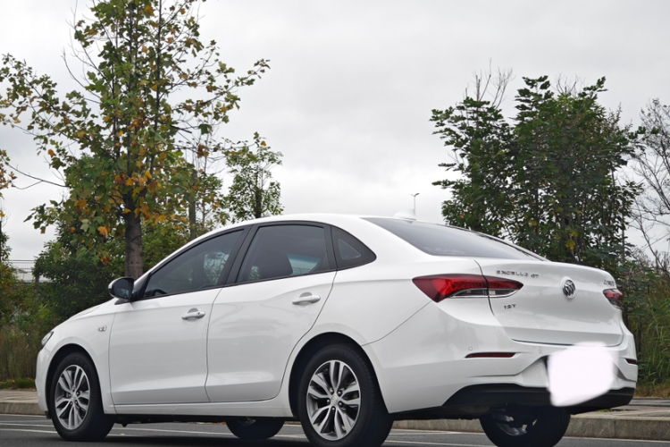 别克 英朗 2019款 18T 自动互联精英型 国VI车身外观6004