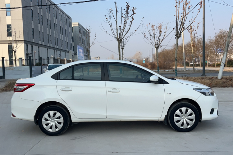 丰田 威驰 2014款 1.5L 自动智臻版车身外观6003