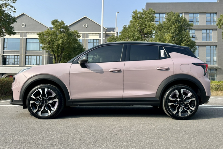 领克06 2023款 Remix 1.5T Shero车身外观6001