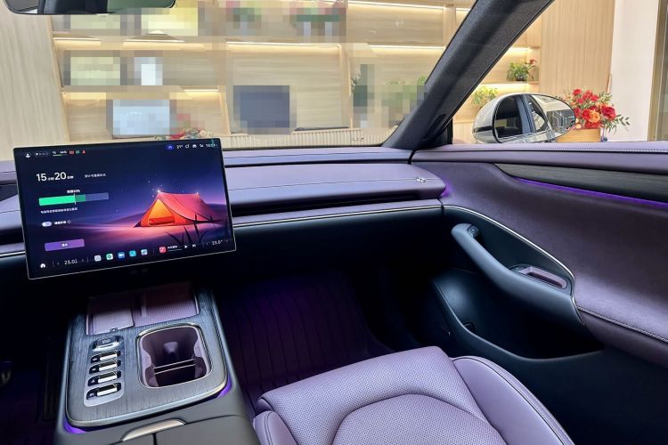 小米汽车 小米SU7 2024款 后驱超长续航高阶智驾Pro版中控内饰7006