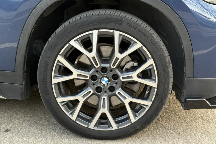 宝马X1 2021款 xDrive25Li 尊享型局部细节9001