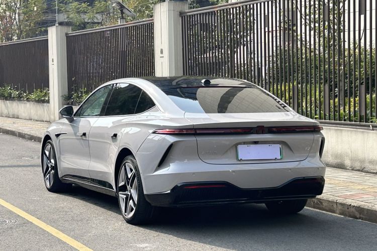 飞凡汽车 飞凡F7 2023款 长续Pro版车身外观6005