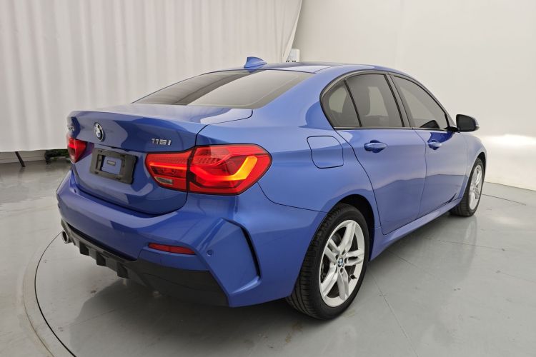 宝马1系 2019款 118i M运动套装车身外观6006