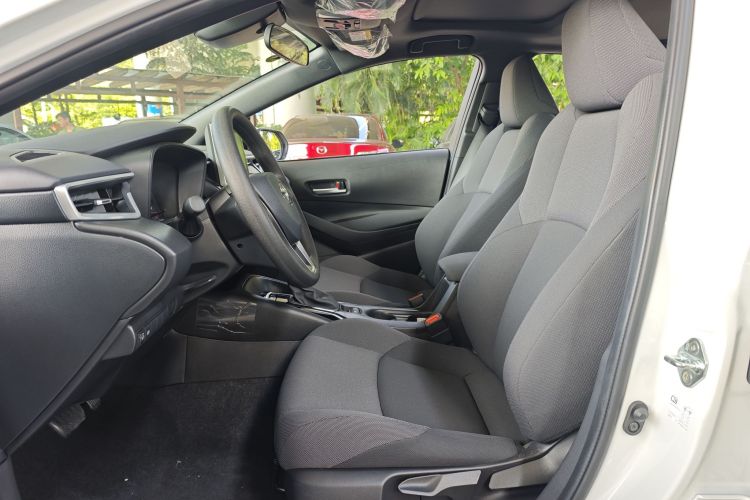 丰田 雷凌 2023款 185T CVT豪华版局部细节19