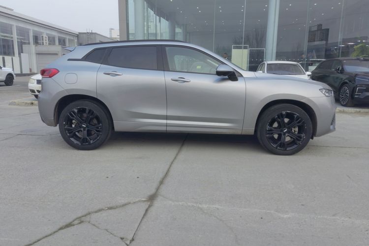 魏牌 VV7 2017款 2.0T 旗舰型车身外观6002