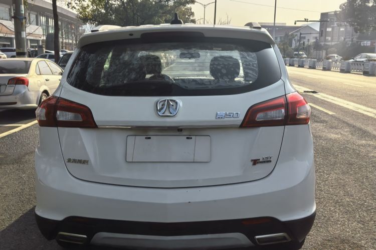 北汽威旺S50 2016款 1.5T CVT乐动豪华型车身外观6004