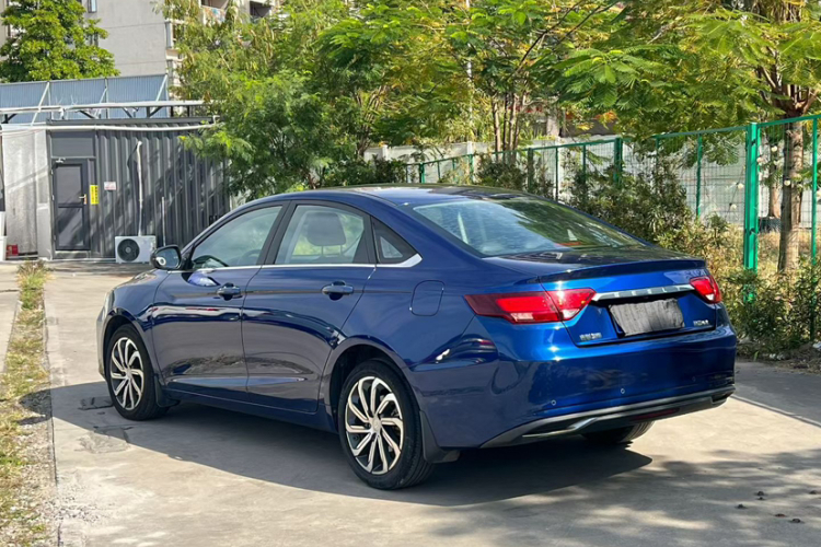 吉利汽车 帝豪GL 2020款 1.4T CVT尊贵型车身外观6008