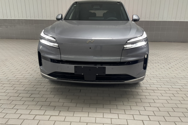 乐道L90 2025款 Max 六座版车身外观6001