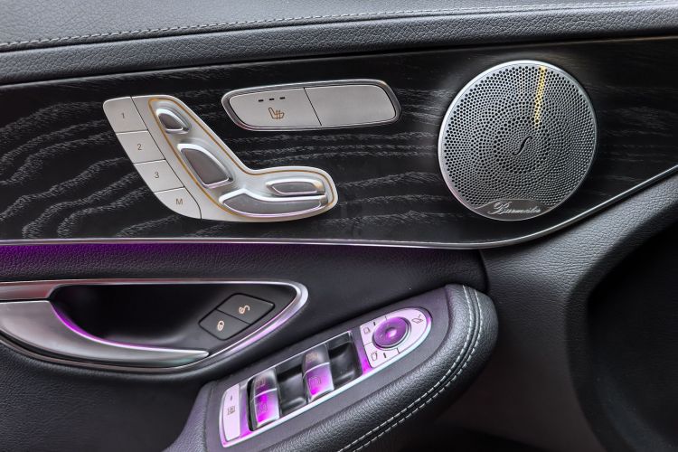 奔驰C级 2021款 C 260 L 运动星耀臻藏版中控内饰7007