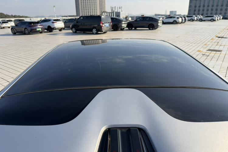 腾势Z9GT 2024款 1100四驱Pro版车身外观6003