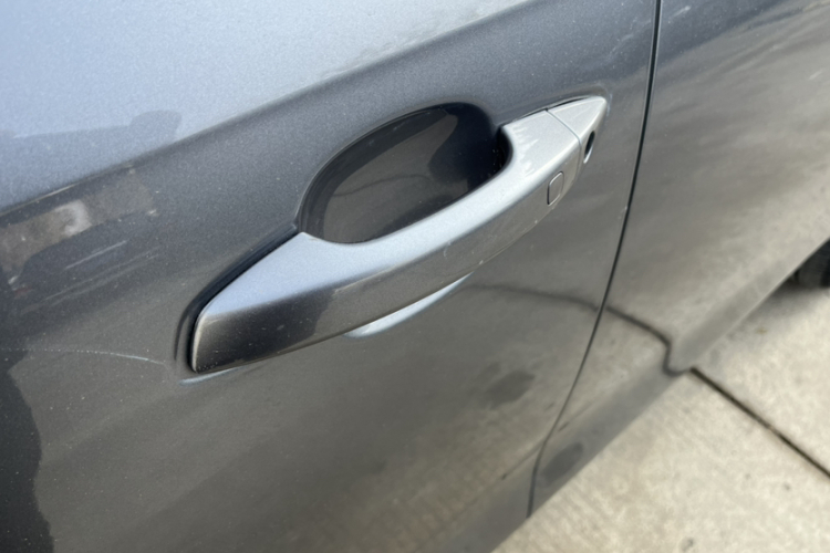 比亚迪 秦PLUS 2023款 冠军版 EV 420KM超越型车身外观6008