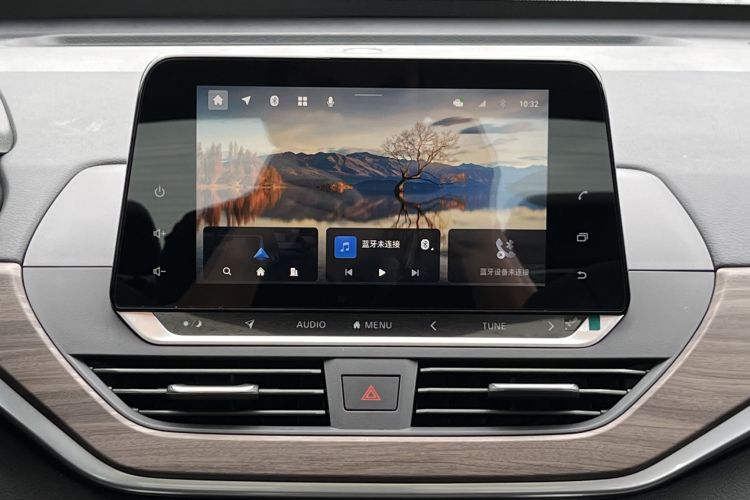 日产 天籁 2021款 2.0L XL 舒适版中控内饰7008