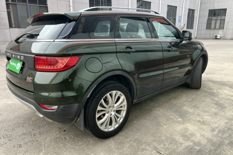 陆风X7 2015款 2.0T 全景尊贵版车身外观6006