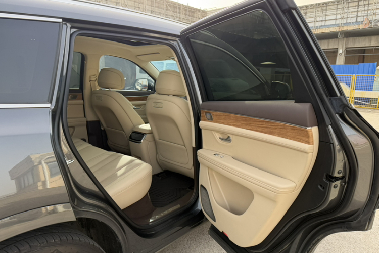 鸿蒙智行 问界M7 2024款 1.5T 后驱Plus版 5座中控内饰7011